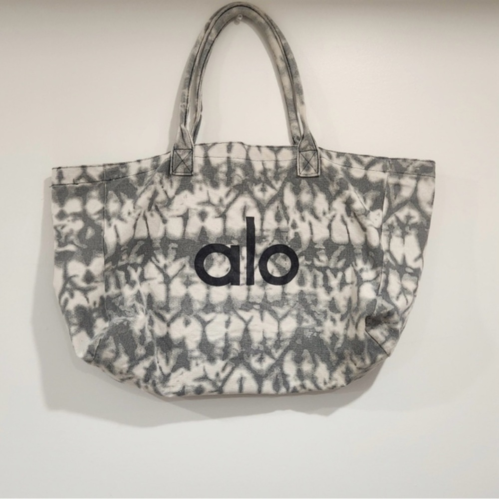 ALO Yoga Black and Gray Women's Tote Bag